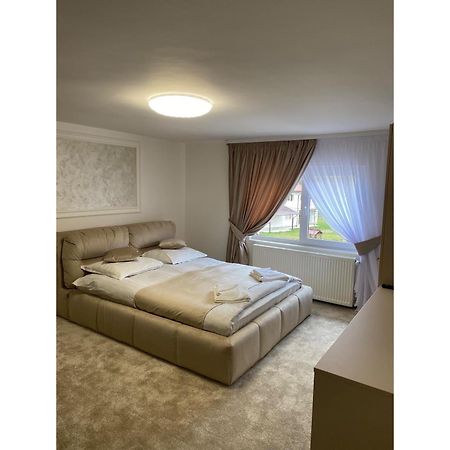 Отель Casa Ina Мойсей Экстерьер фото